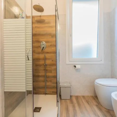 Appartamento A 10 Min Da Sant'orsola - Interno 4 Con Design E Comfort *