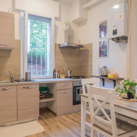 Appartamento A 10 Min Da Sant'orsola - Interno 4 Con Design E Comfort