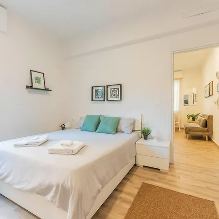 A 10 Min Da Sant'orsola - Interno 4 Con Design E Comfort Apartamento Bolonha