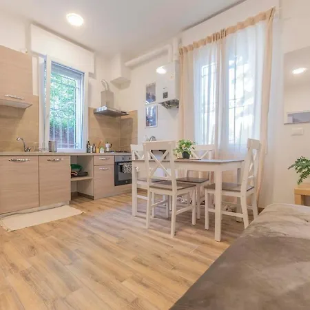 A 10 Min Da Sant'orsola - Interno 4 Con Design E Comfort