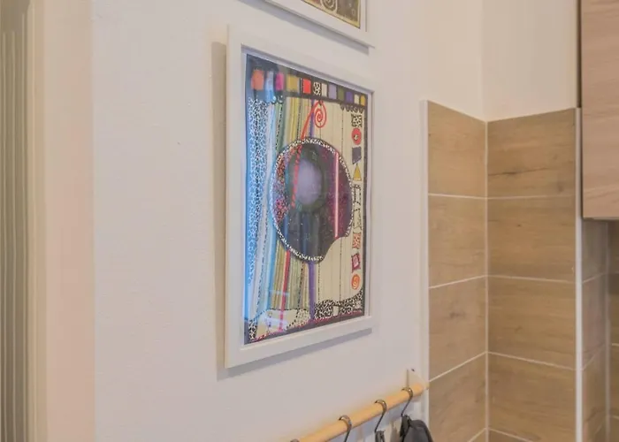 A 10 Min Da Sant'orsola - Interno 4 Con Design E Comfort 아파트