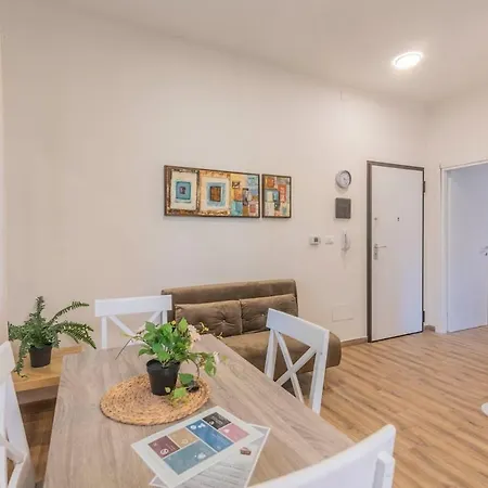 A 10 Min Da Sant'orsola - Interno 4 Con Design E Comfort דירה *